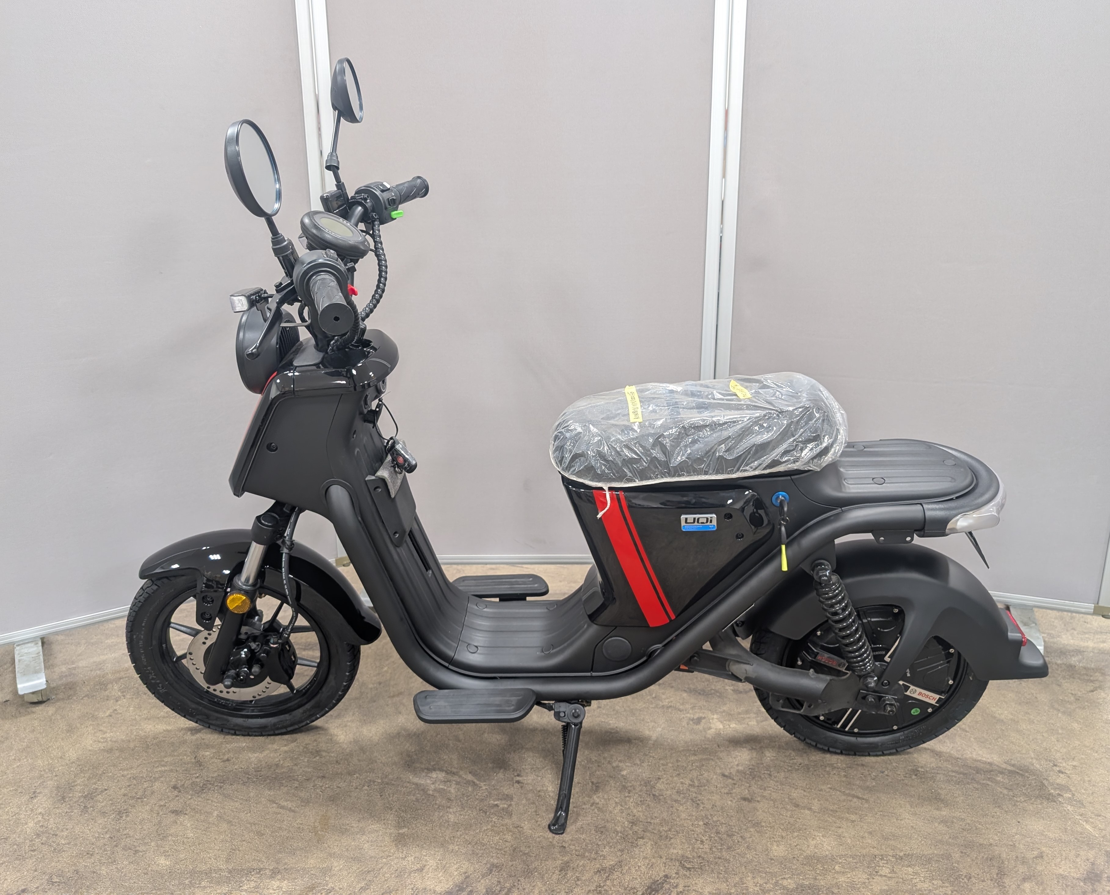 XEAM NIU UQiSport 2021年 ブルー R1NBCU113N1000145