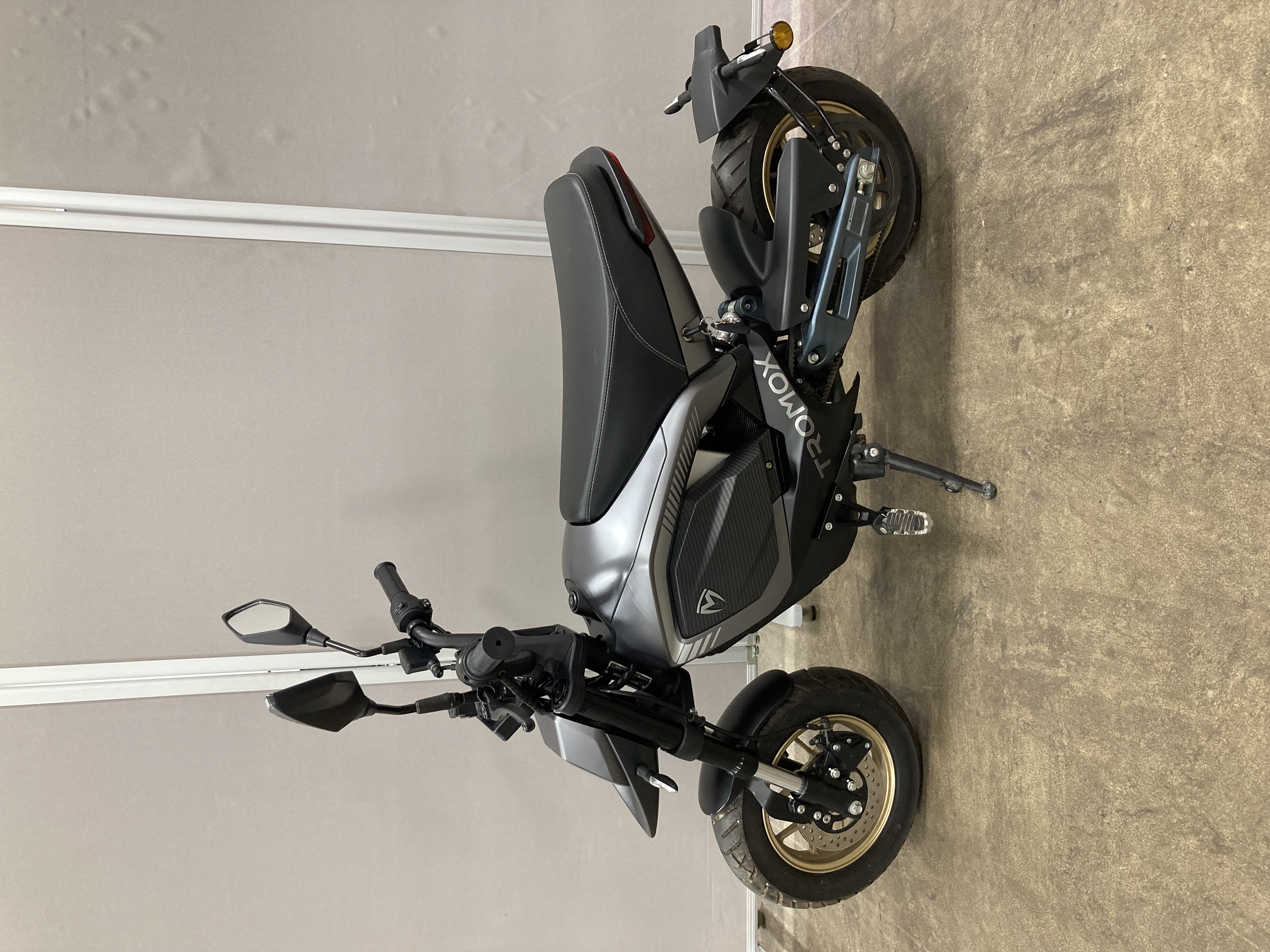 XEAM TROMOX MINO モダングレー 2021年式 R4WPCLB10M0000899